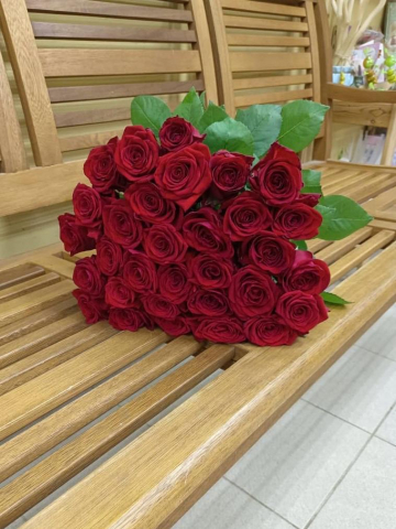 Букет из 31 красной розы 50 см "Пылающее сердце" Букет из 31 красной розы 50 см "Пылающее сердце"