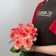 Букет из 11 бело-розовых роз Джумилия 60 см